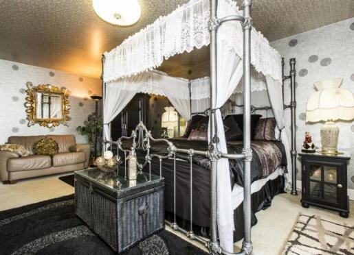 Matthews Manor Bed & Breakfast Bagian luar foto